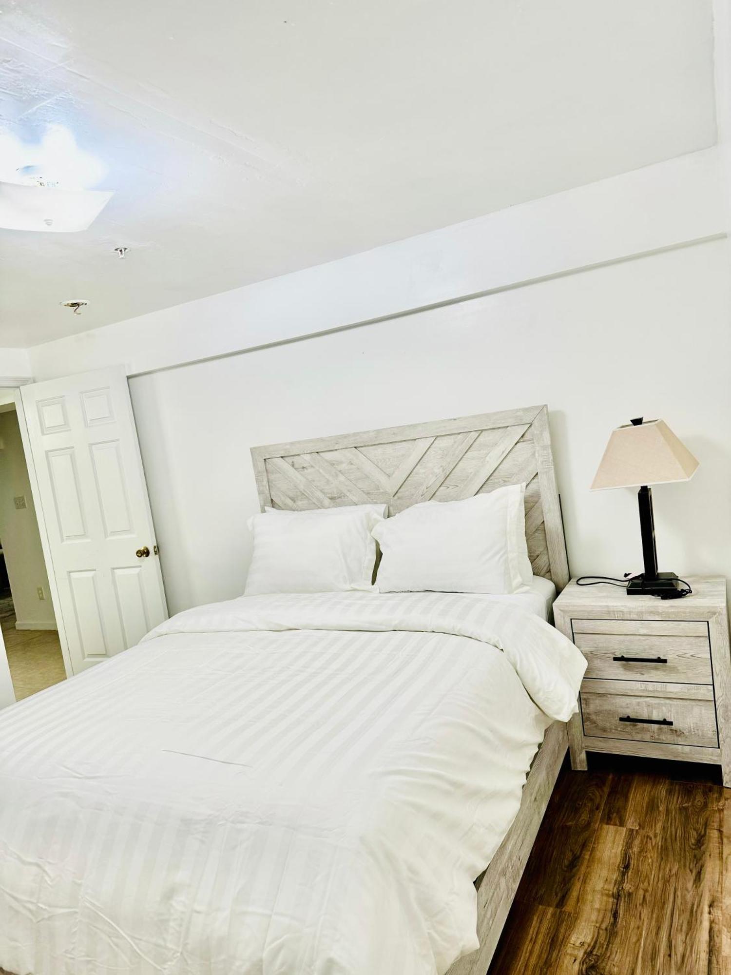 Cozy Evergreen Apartment By Newark Airport エクステリア 写真
