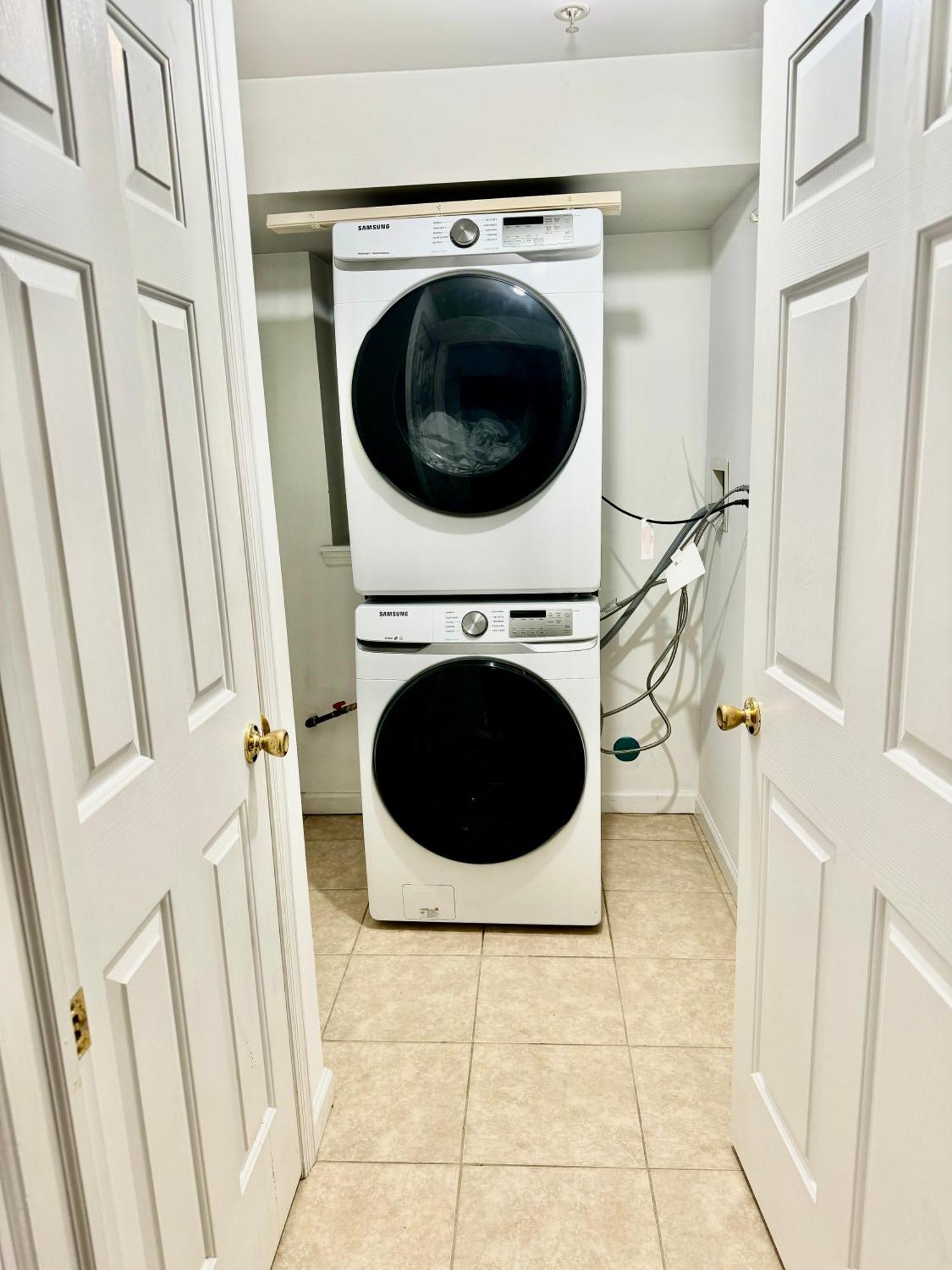 Cozy Evergreen Apartment By Newark Airport エクステリア 写真